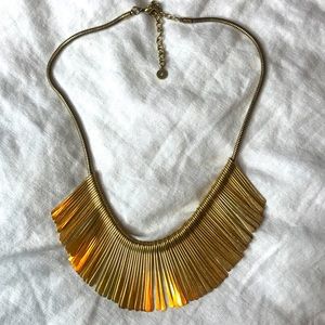 Stella and Dot fringe necklace